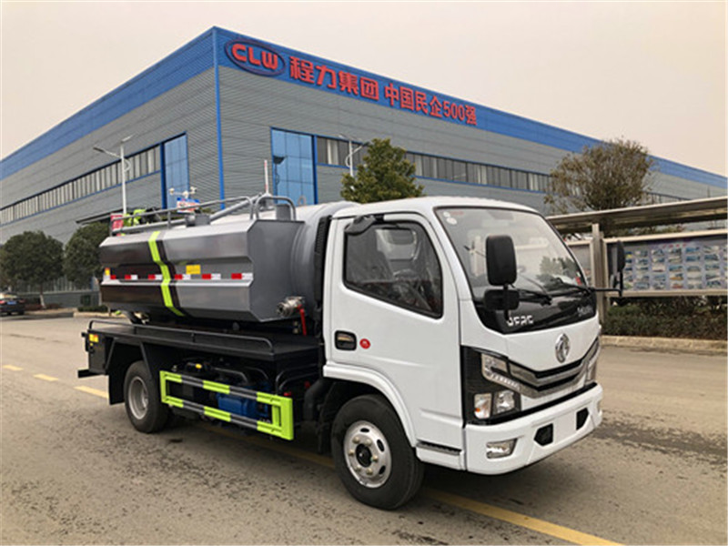 國(guó)六東風(fēng)小多利卡清洗吸污車污罐4方 水罐2方